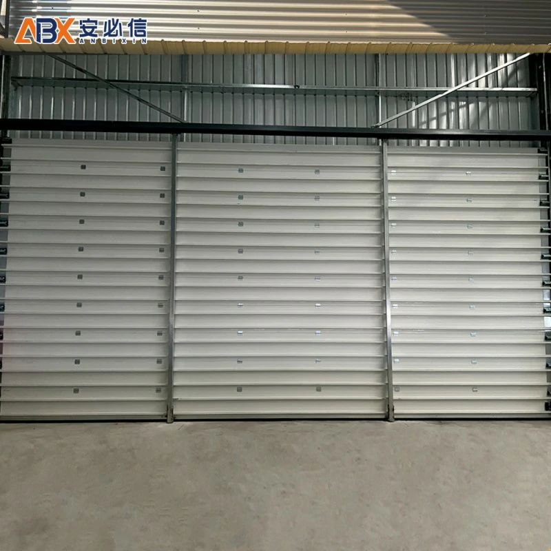昌都市工业滑升门